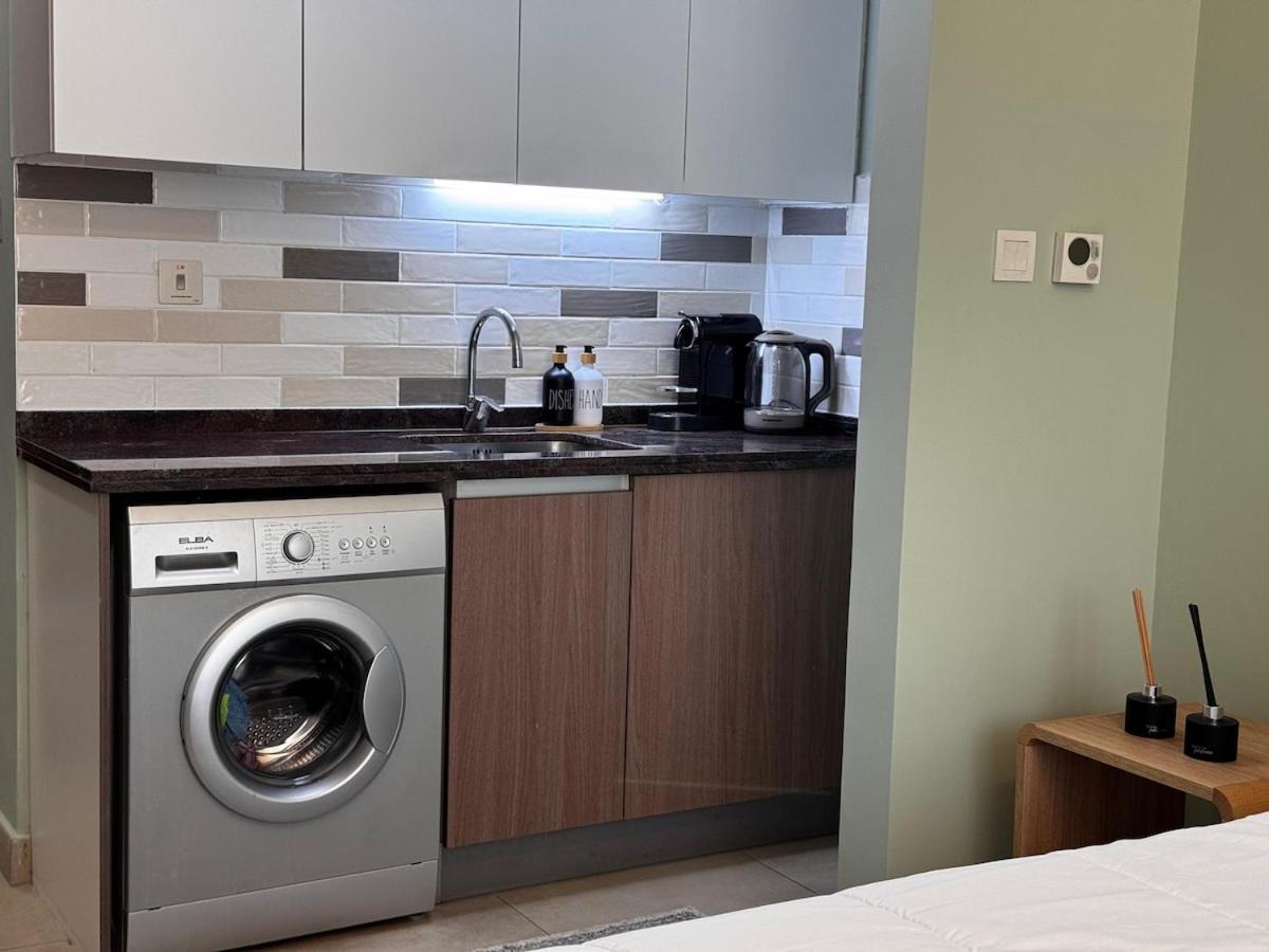 Apartment Your Comfy Stylish In 2guest And Baby Dubai